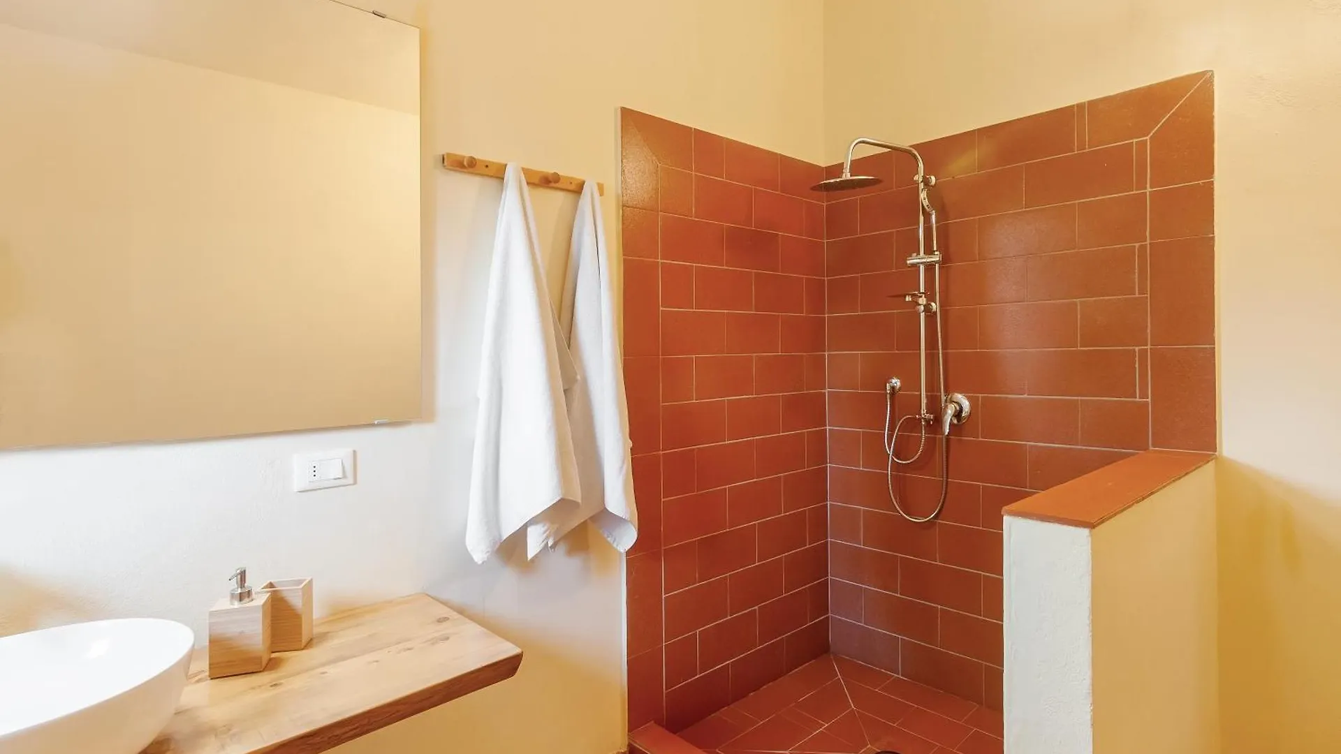 Semesterbostad Felciolina - Medieval Country House Troghi
